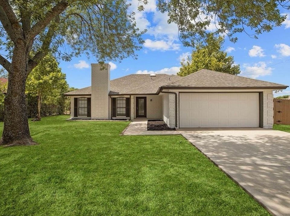 1st image of 1806 Sagebrush Dr #1