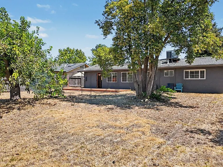 1937 Terrace Dr — Photo 42