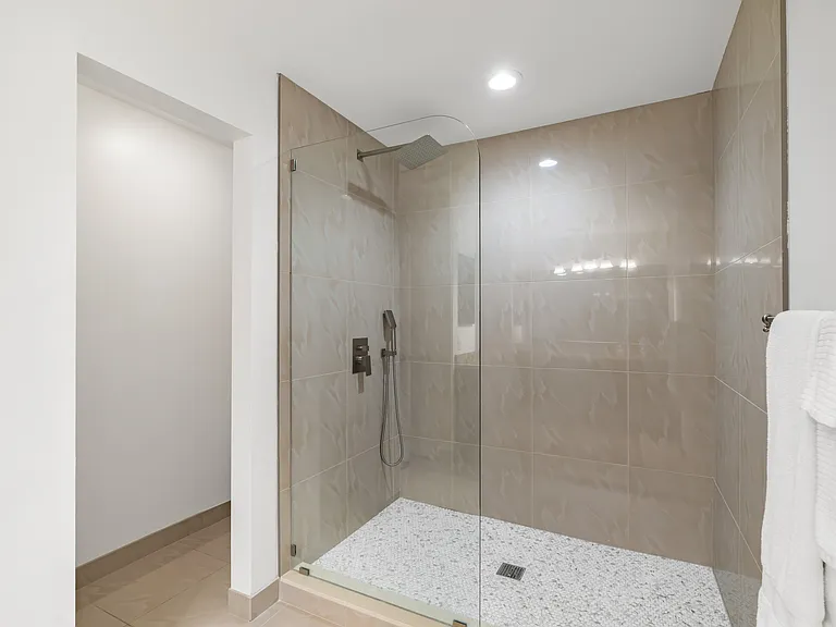 5035 Harmony Cir #1 — Photo 9