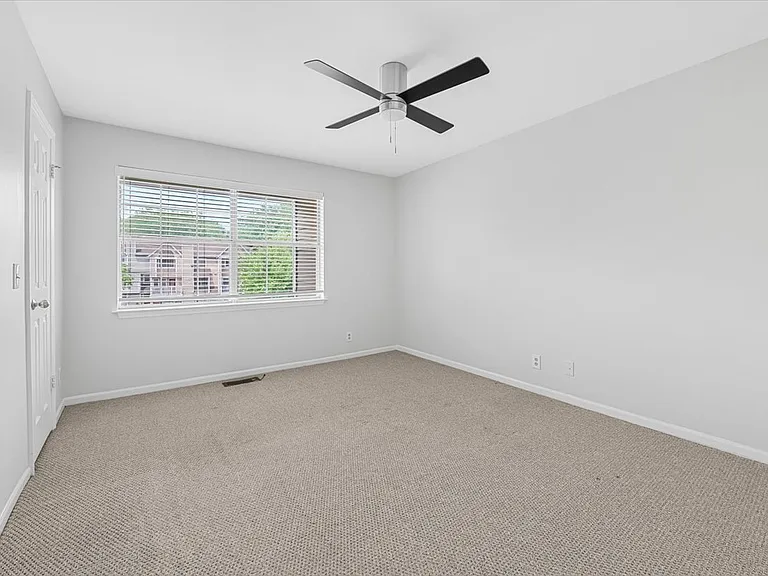 5820 Inman Park Cir #220 — Photo 19