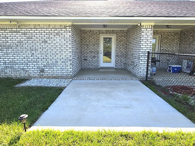 588 Brushwood Dr — Photo 34