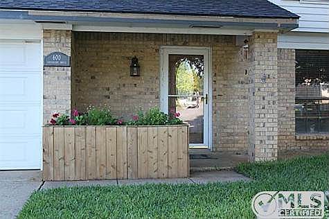 2nd image of 600 Creekside Dr
