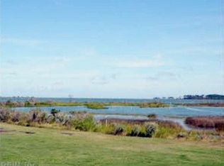 170 Beach Rd, Hampton, VA 23664