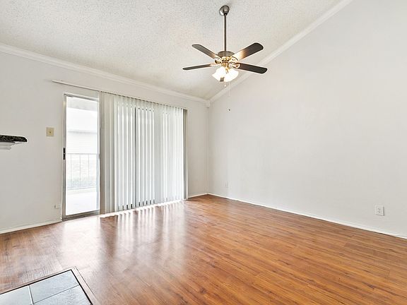 2nd image of 5300 Keller Springs Rd APT 2093