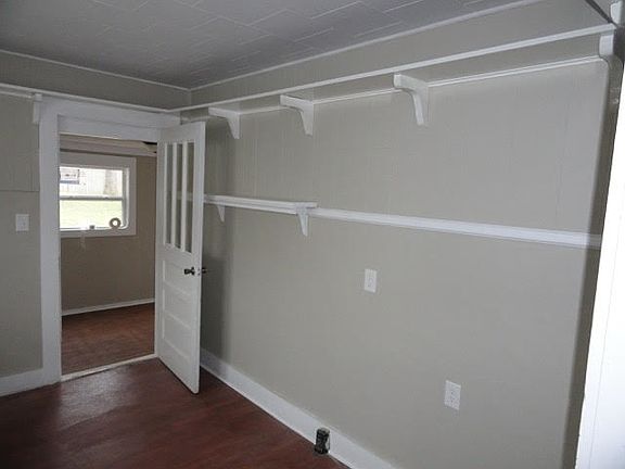 4th image of 408 Milton Ave