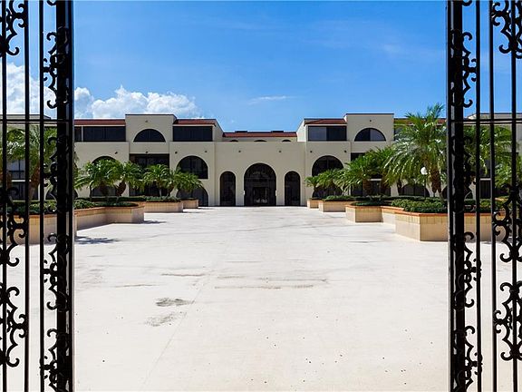 3rd image of 5601 Highway A1a APT N305