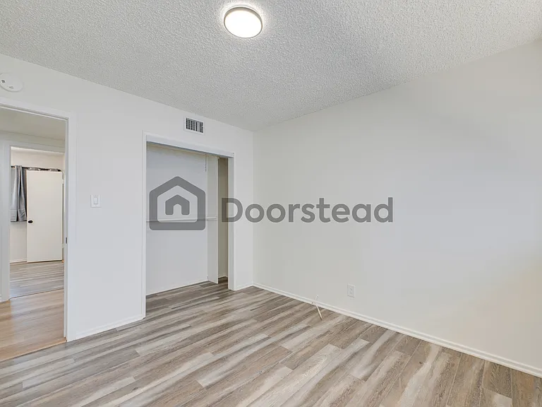 10050 Debra Ave — Photo 18