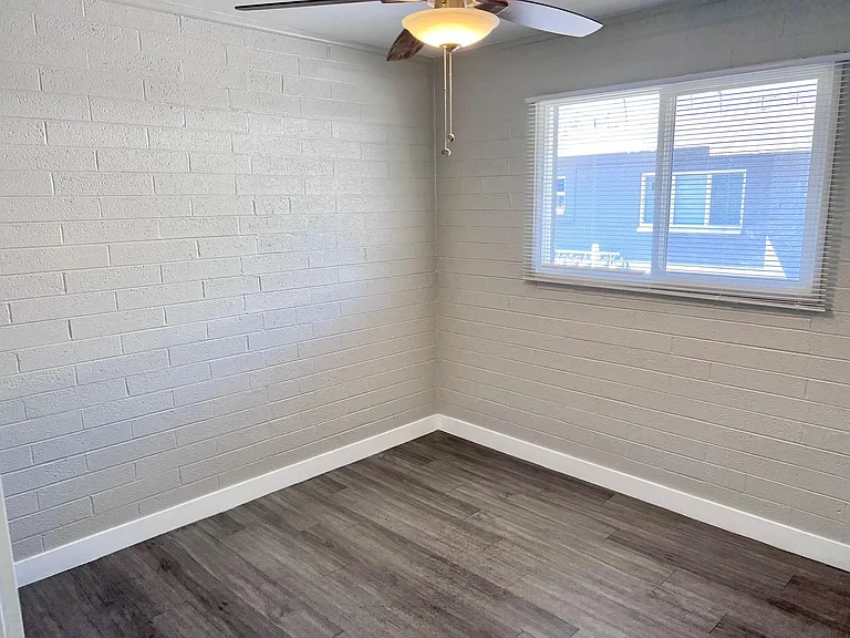 2629 E Turney Ave #4 — Photo 28