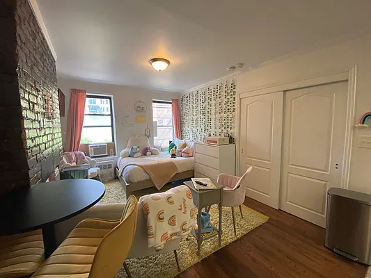 Rented by Douglas Elliman | media 11