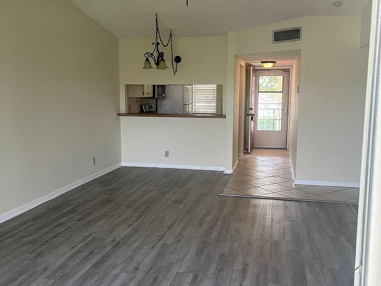 9993 Three Lakes Cir — Photo 11
