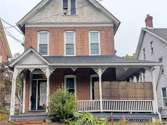 2nd image of 717 Market St