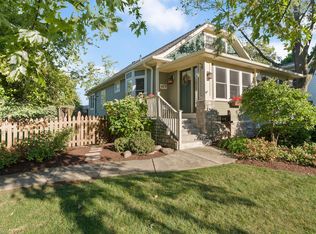 477 Bryant Ave, Glen Ellyn, IL