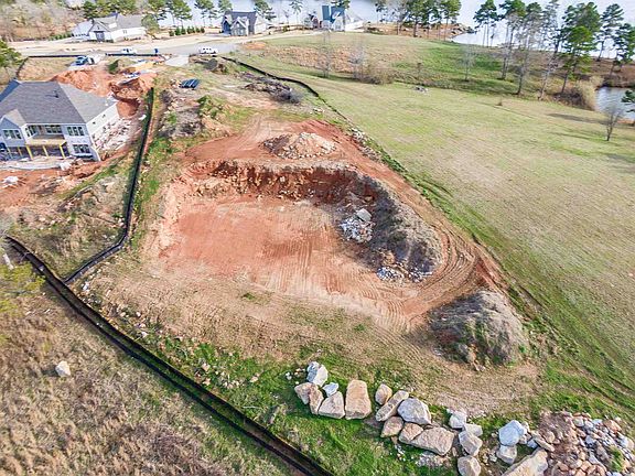 3rd image of 1411 Oconee Landing Dr