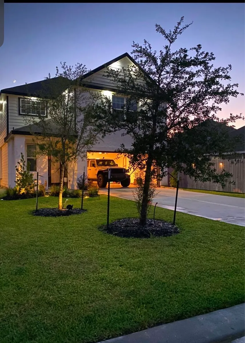 Building Photo - 2208 Raider Dr