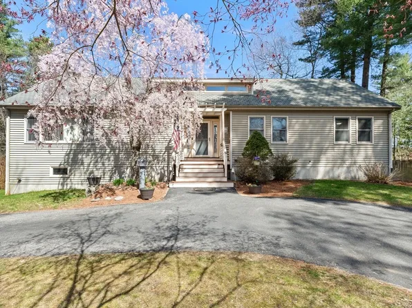 12 Lincoln Rd, Billerica, MA 01821