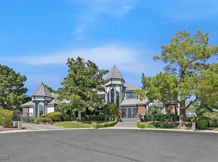 3111 Coachlight Cir, Las Vegas, NV 89117