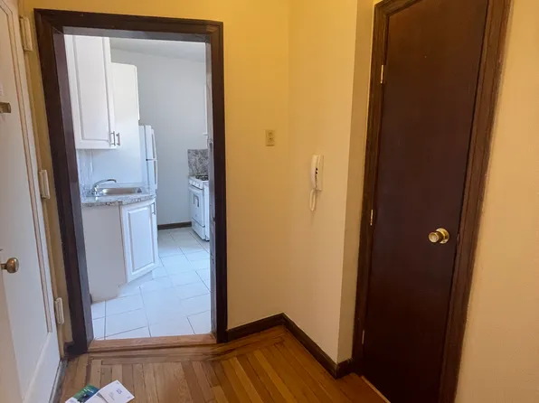 1941 65th Street image 7 of 8