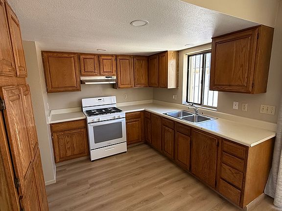 4th image of 5217 Saviers Rd