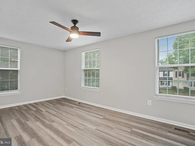 10506 Lime Tree Way — Photo 27