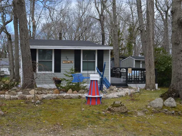 56 22nd Street, Wading River, NY 11792