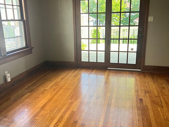 4th image of 333 Triangle Ave
