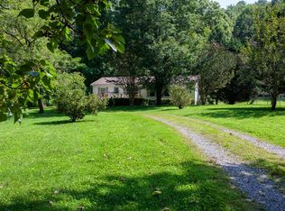 2465 Junaluska Rd, Andrews, NC 28901