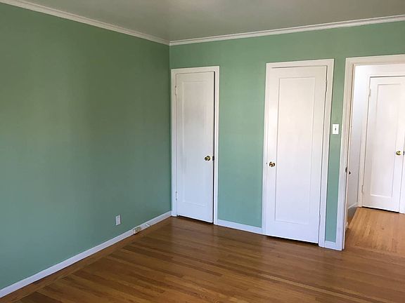 4th image of 2594 47th Ave