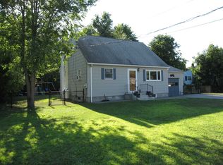 9 Beaver Ln, Hopewell Junction, NY 12533