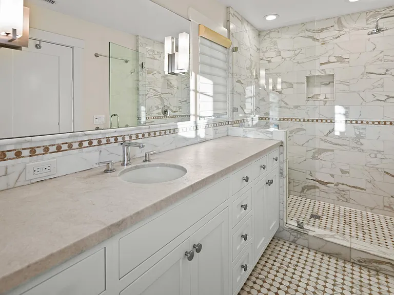 830 J Ave — Photo 37