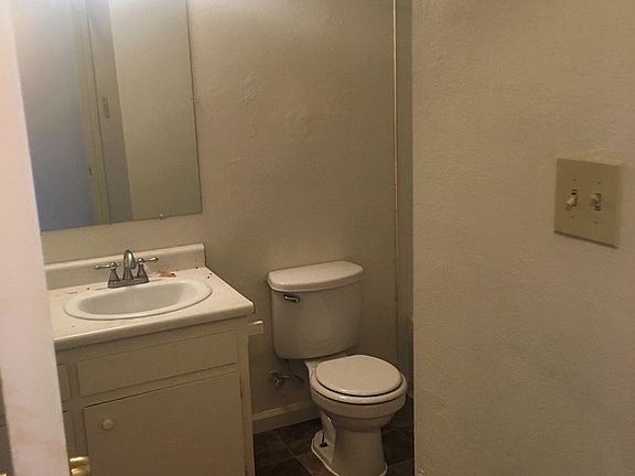 5th image of 5011 Venuto Way