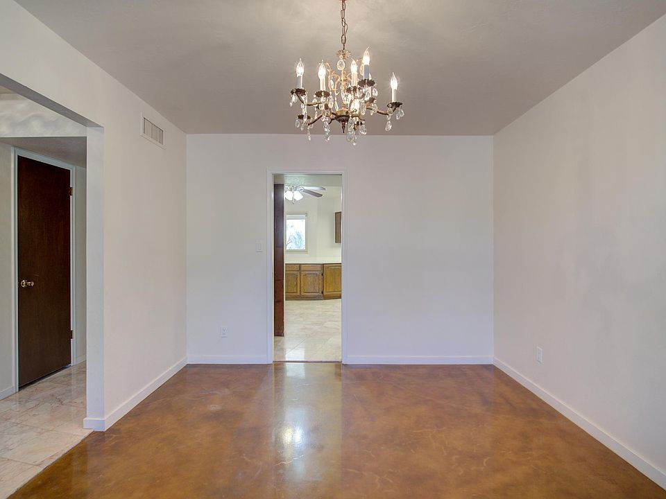 1st image of 3801 E Solano Dr