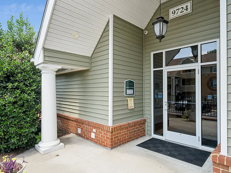 The Greens at Virginia Center — Photo 28
