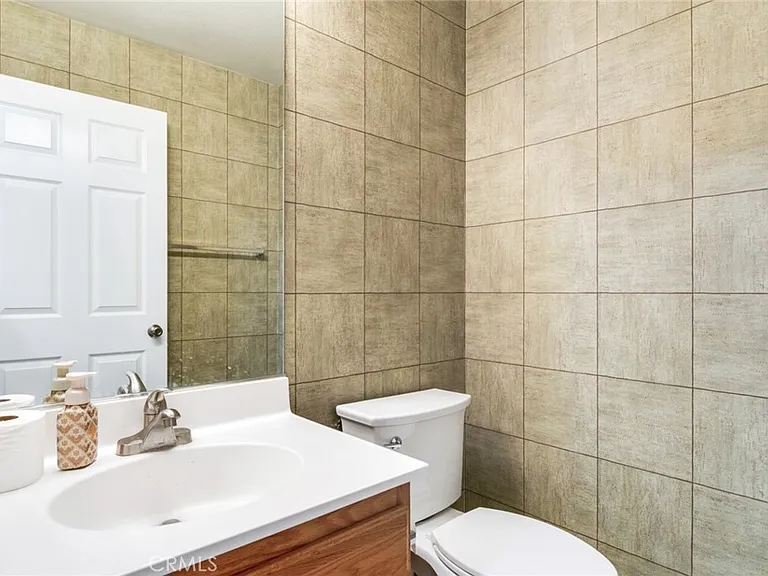 1555 Orange Ave #1007 — Photo 8