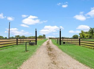 1668 County Road 324, Navasota, TX 77868