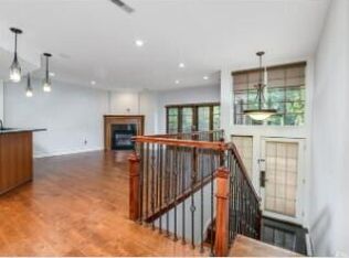934 W Huron St, Ann Arbor, MI 48103
