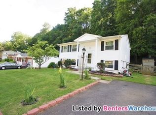 4385 Evansdale Rd, Woodbridge, VA 22193