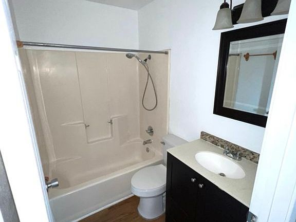 5th image of 1017 Presidio Dr #1017
