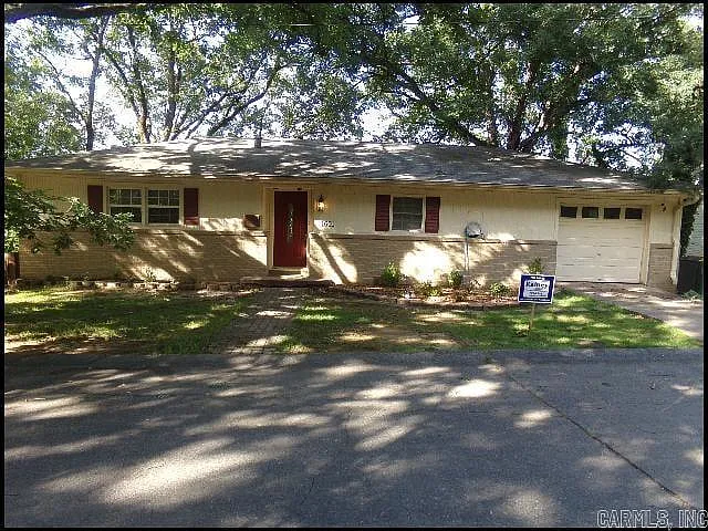 1601 Garland Ave