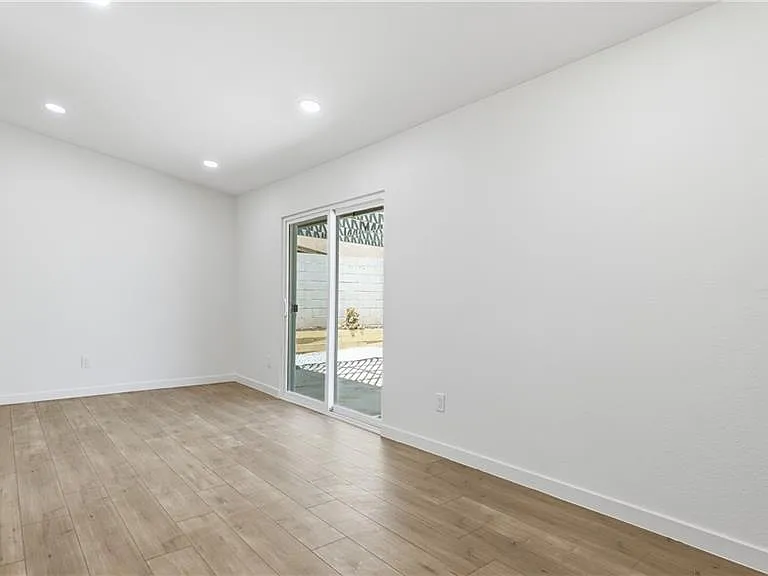 12192 Pluto Dr — Photo 3