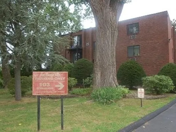 103 Newman Rd APT 4, Malden, MA 02148