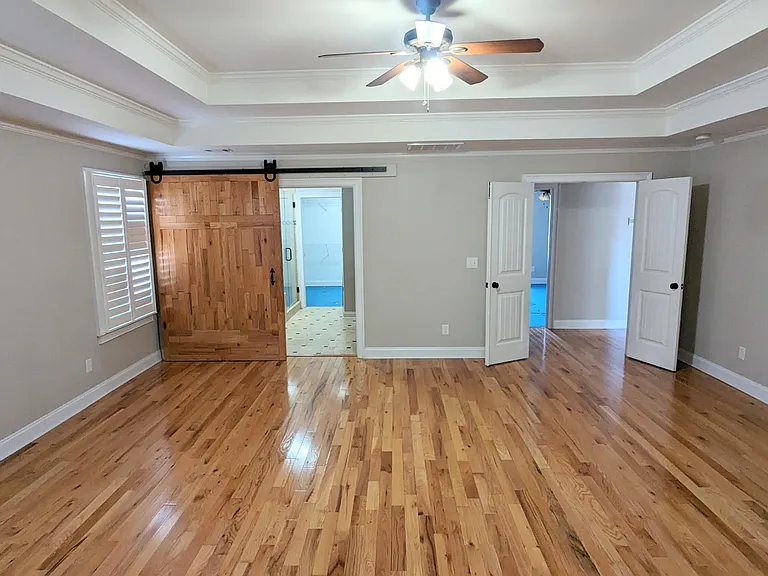 9512 Berwick Ct — Photo 12
