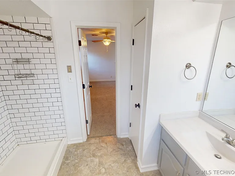 3316 Eagle Ct — Photo 11