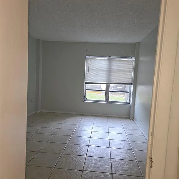 4158 Inverrary Dr #104 — Photo 31