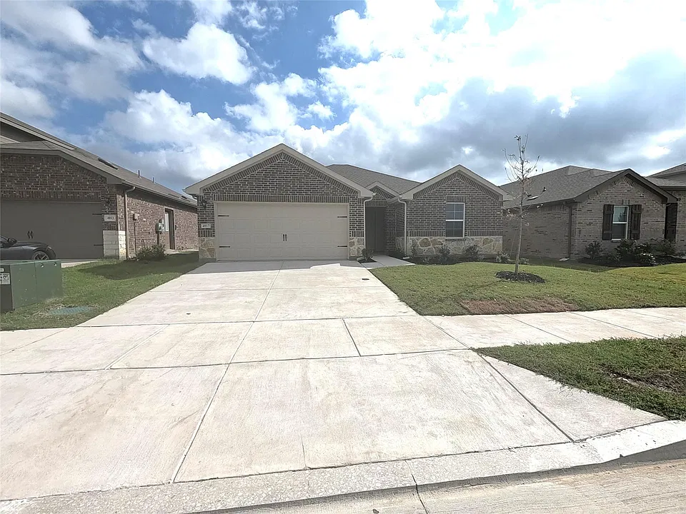 4017 Bronco Dr