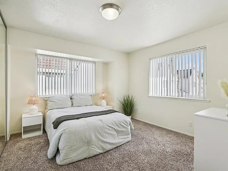 Fountain Circle Townhomes — Photo 18