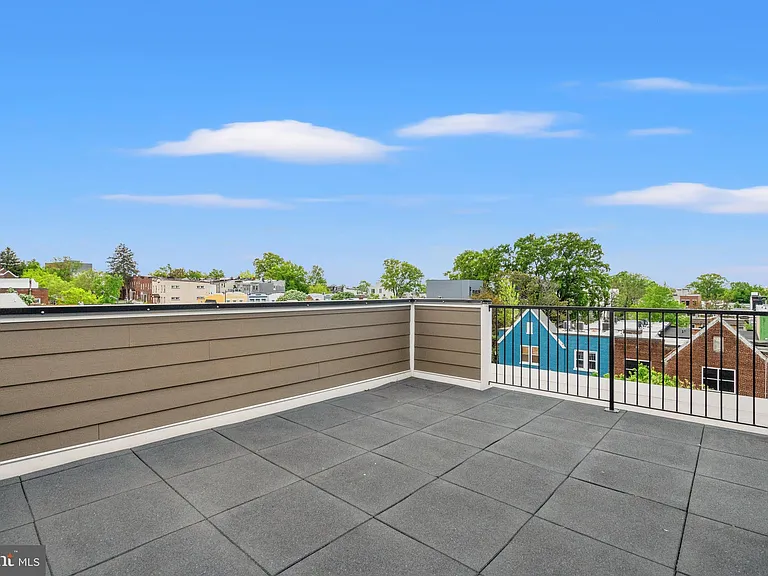 1130 Penn St NE #6 — Photo 18