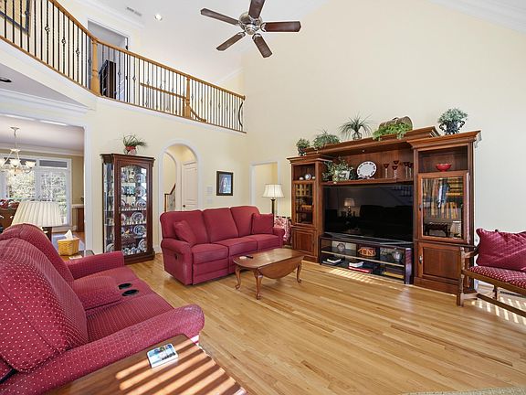 5th image of 2590 Bristlecone Ln