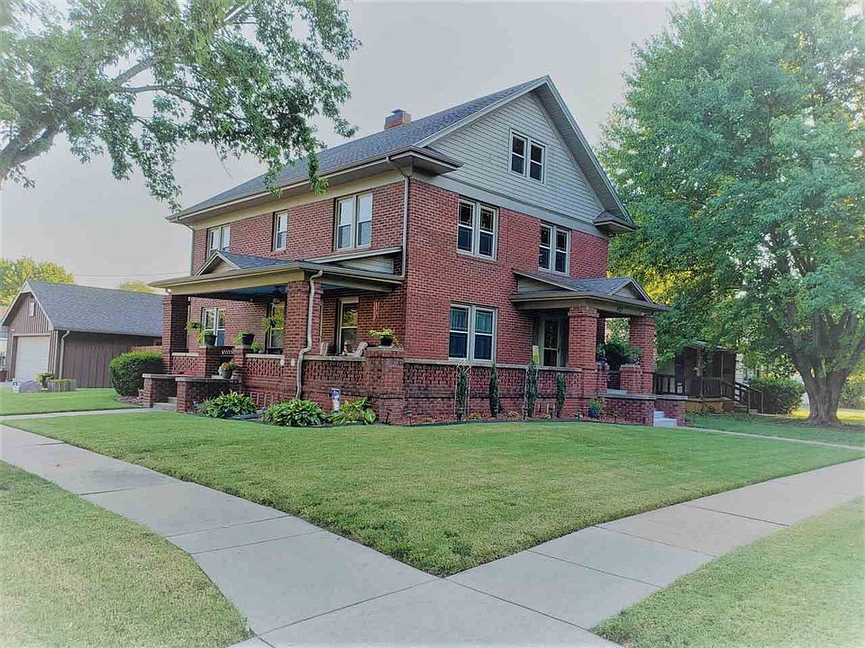 1st image of 421 E 12th Ave