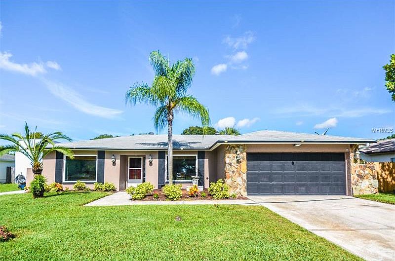 1st image of 422 Evergreen Dr