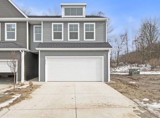 4832 Hidden River Ave SW #53, Wyoming, MI 49418